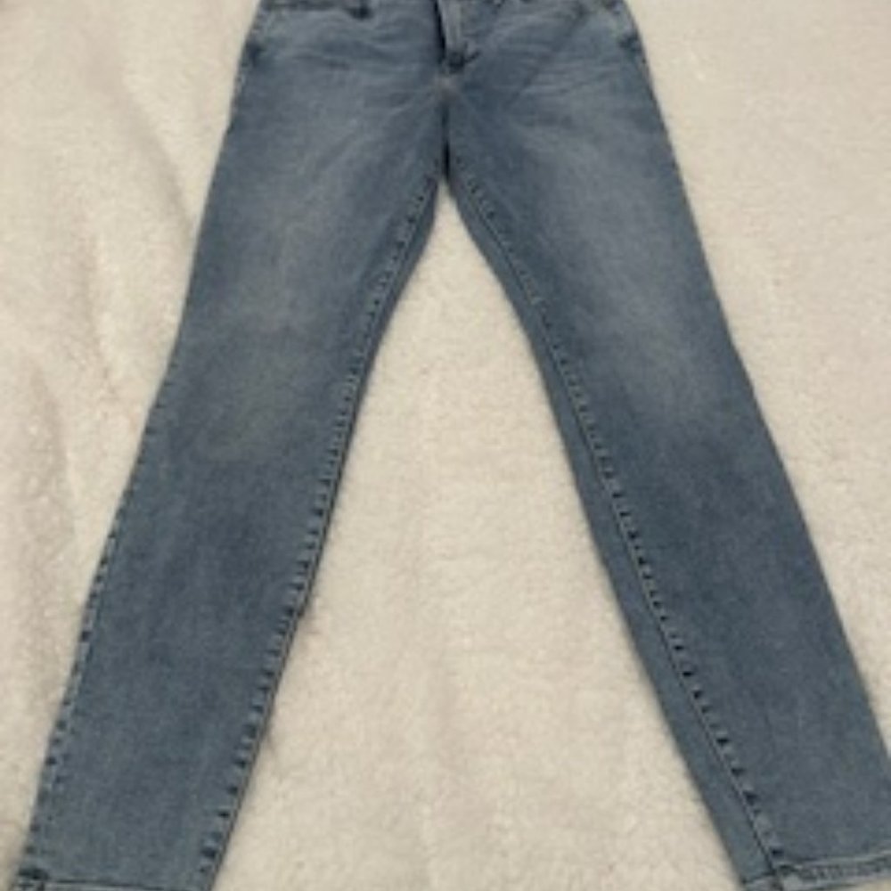 Good American Good Waist Size 8 NWT